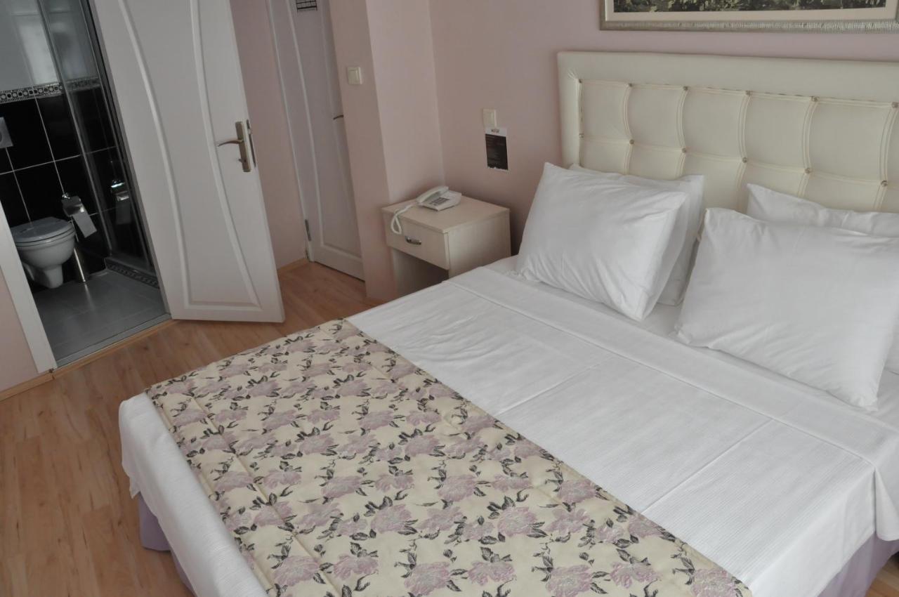 Huxley Hotel And Aparts Old City — Photos 1